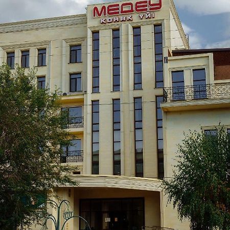Hotel Medeu Kostanái Exterior foto